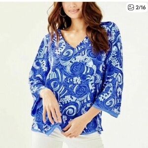 Lilly Pulitzer Florin 3/4 sleeve Womens
XS V Neck Blue Grotto Reversible Top